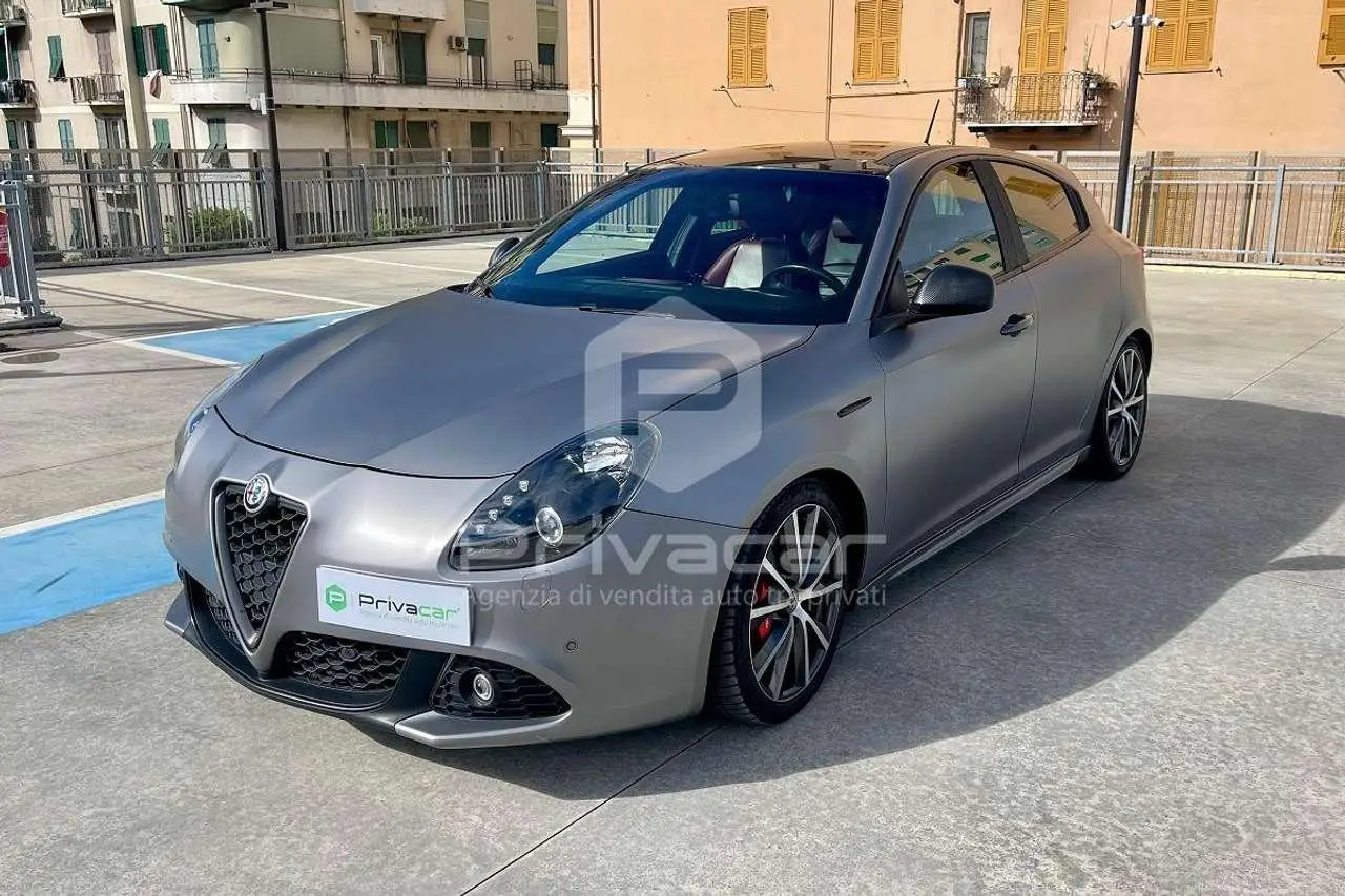 Photo 1 : Alfa Romeo Giulietta 2016 Diesel