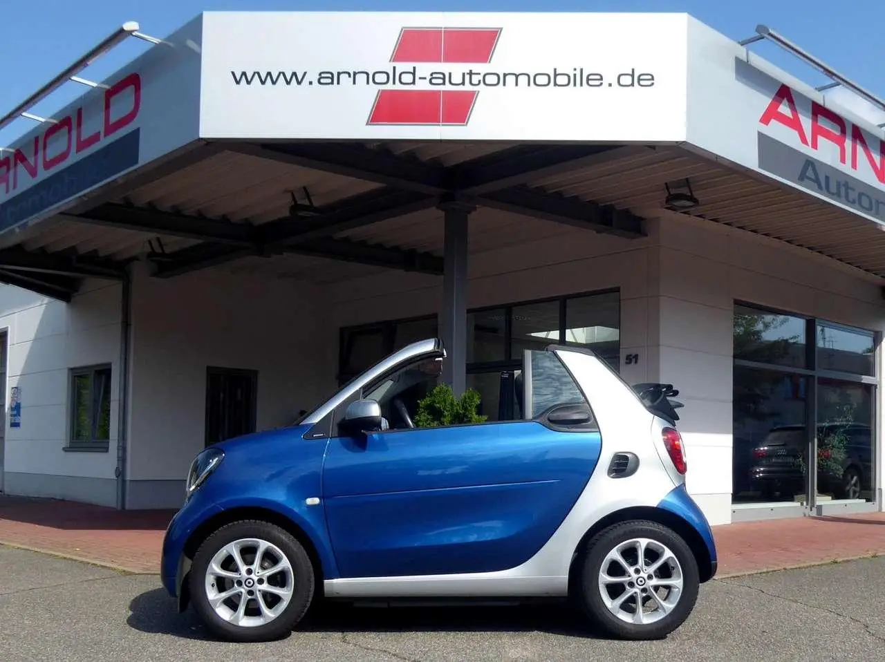 Photo 1 : Smart Fortwo 2017 Petrol