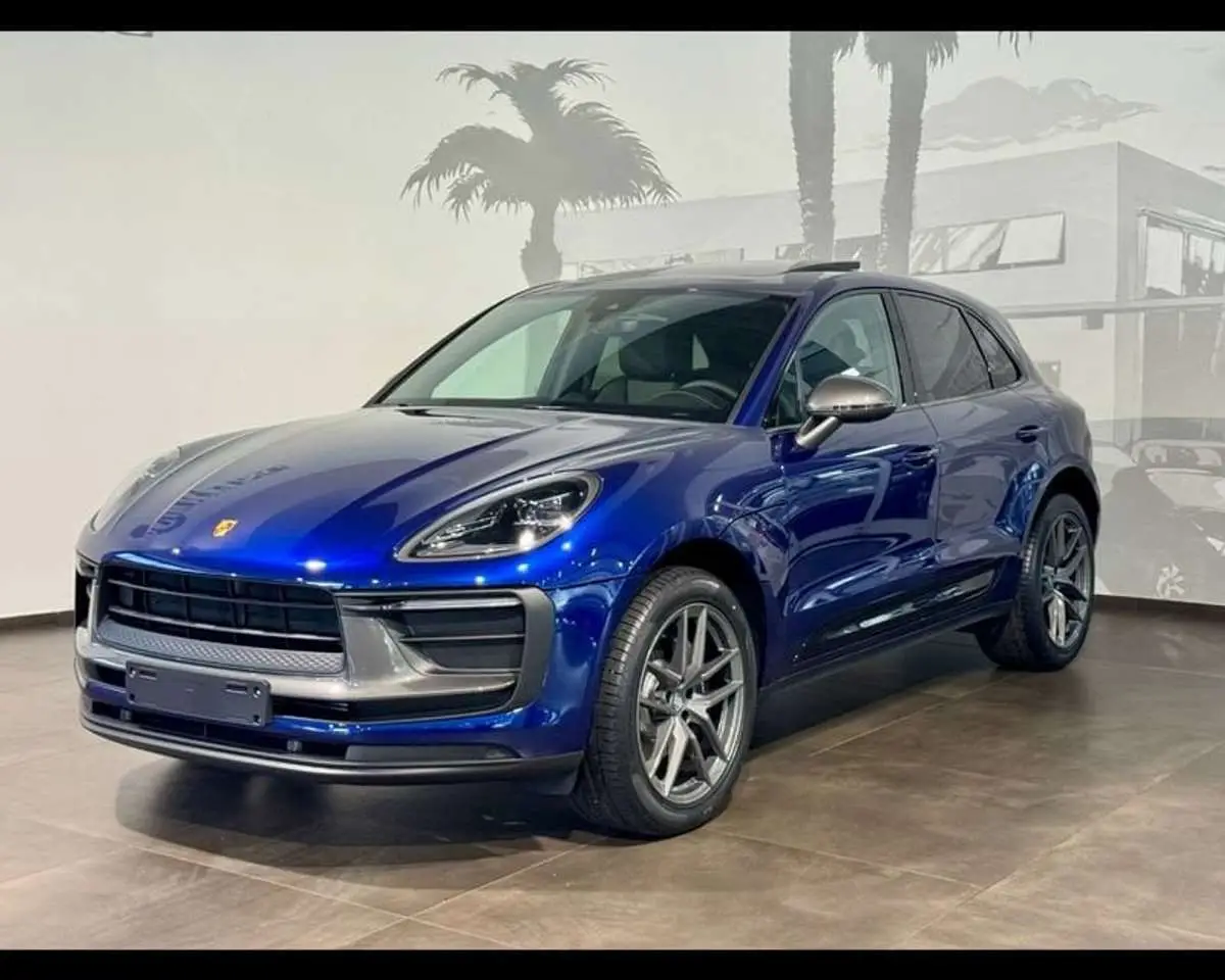 Photo 1 : Porsche Macan 2024 Essence