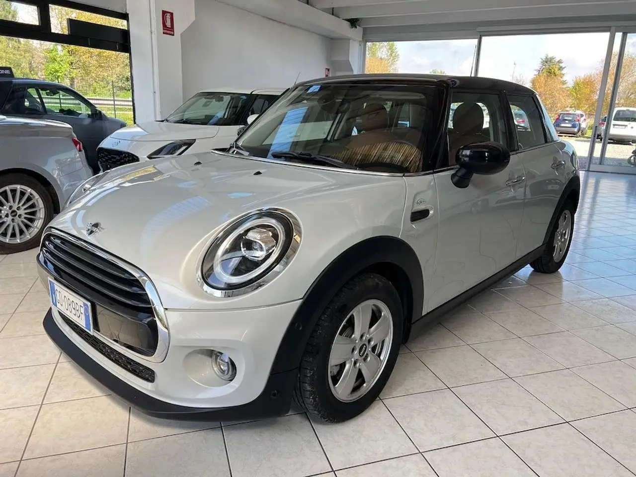 Photo 1 : Mini Cooper 2020 Petrol