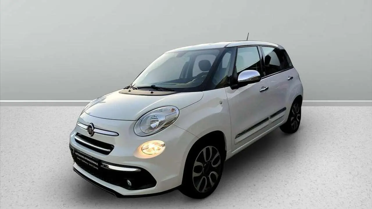 Photo 1 : Fiat 500l 2019 Petrol