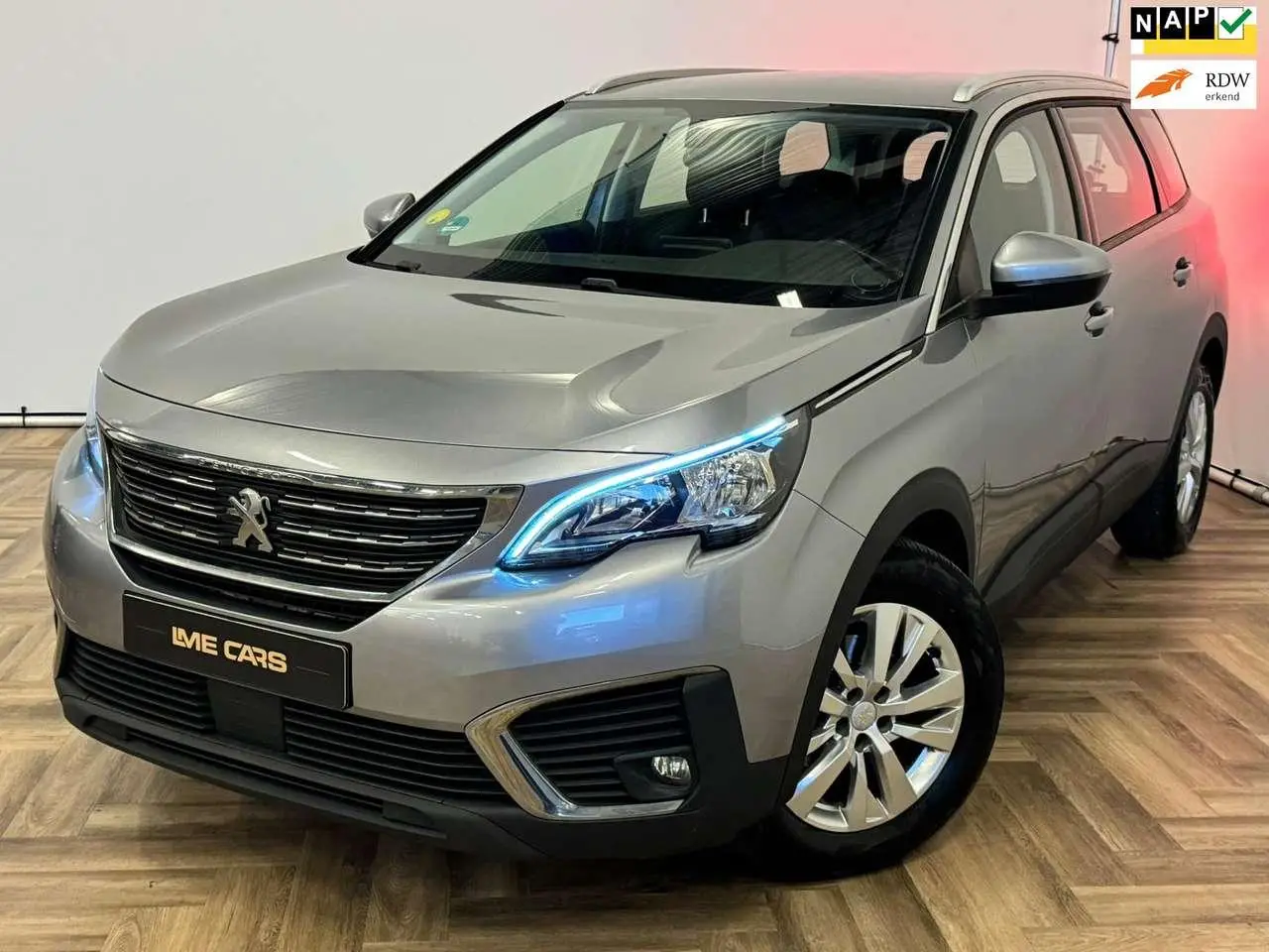 Photo 1 : Peugeot 5008 2019 Diesel