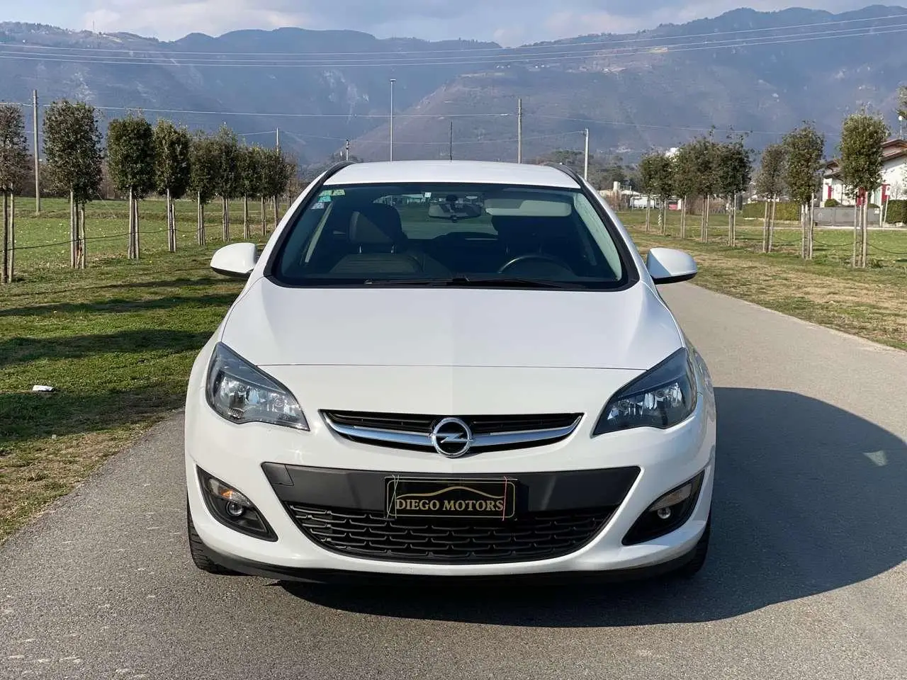 Photo 1 : Opel Astra 2016 Diesel