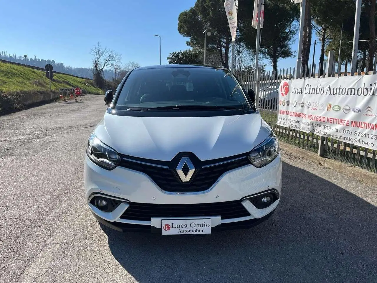 Photo 1 : Renault Scenic 2016 Diesel