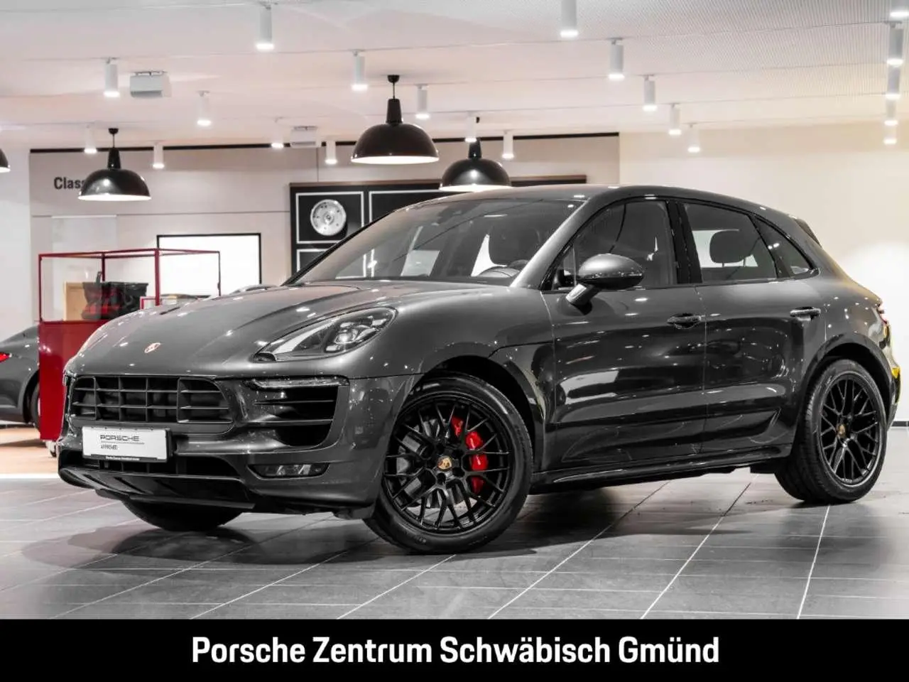 Photo 1 : Porsche Macan 2017 Essence