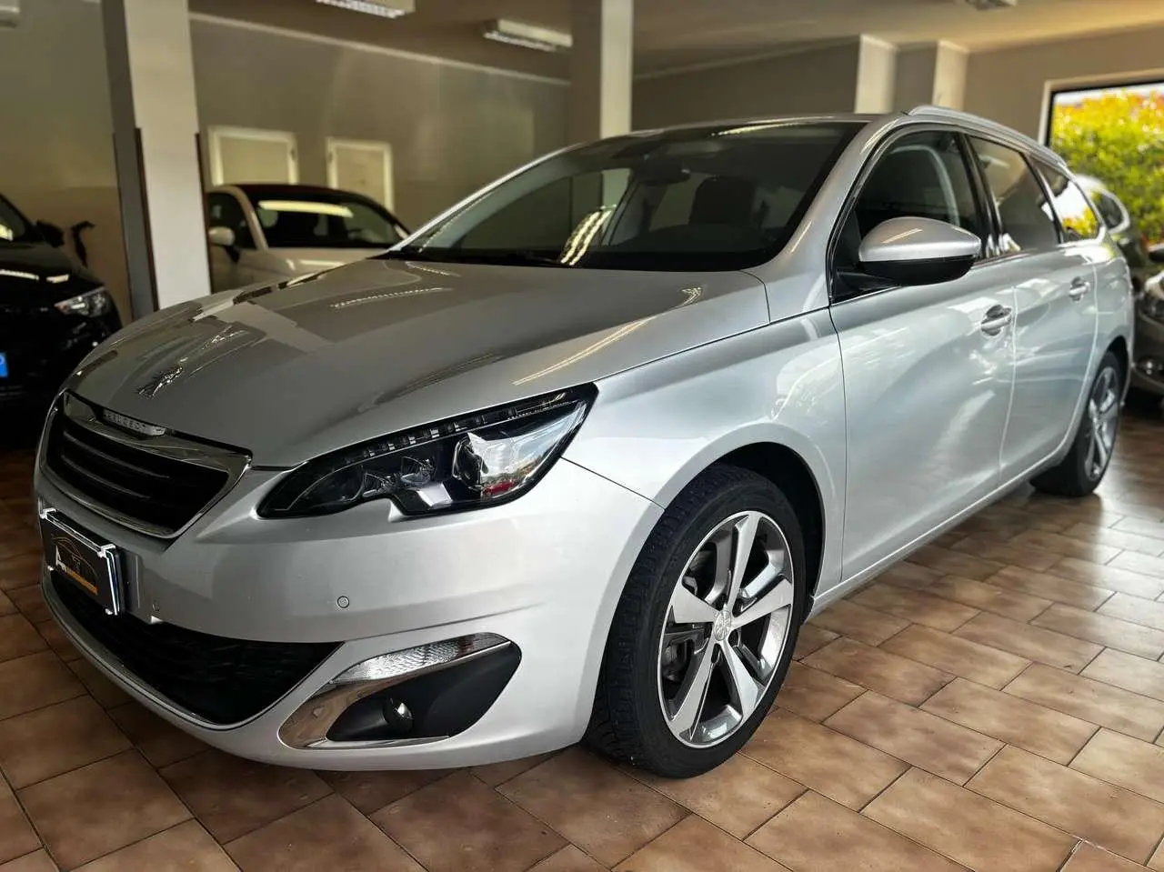 Photo 1 : Peugeot 308 2016 Diesel