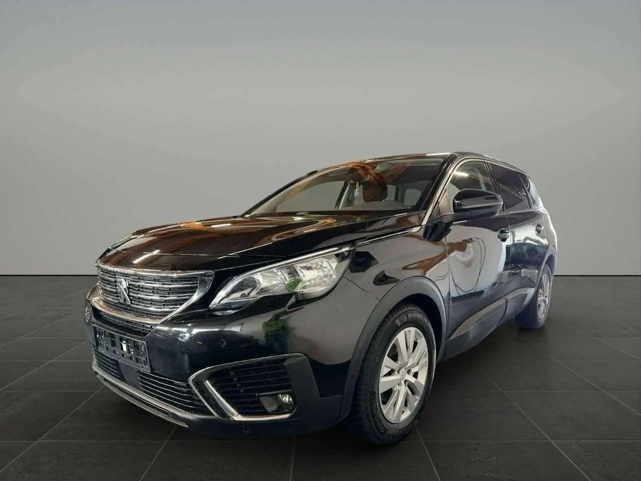 Photo 1 : Peugeot 5008 2019 Petrol