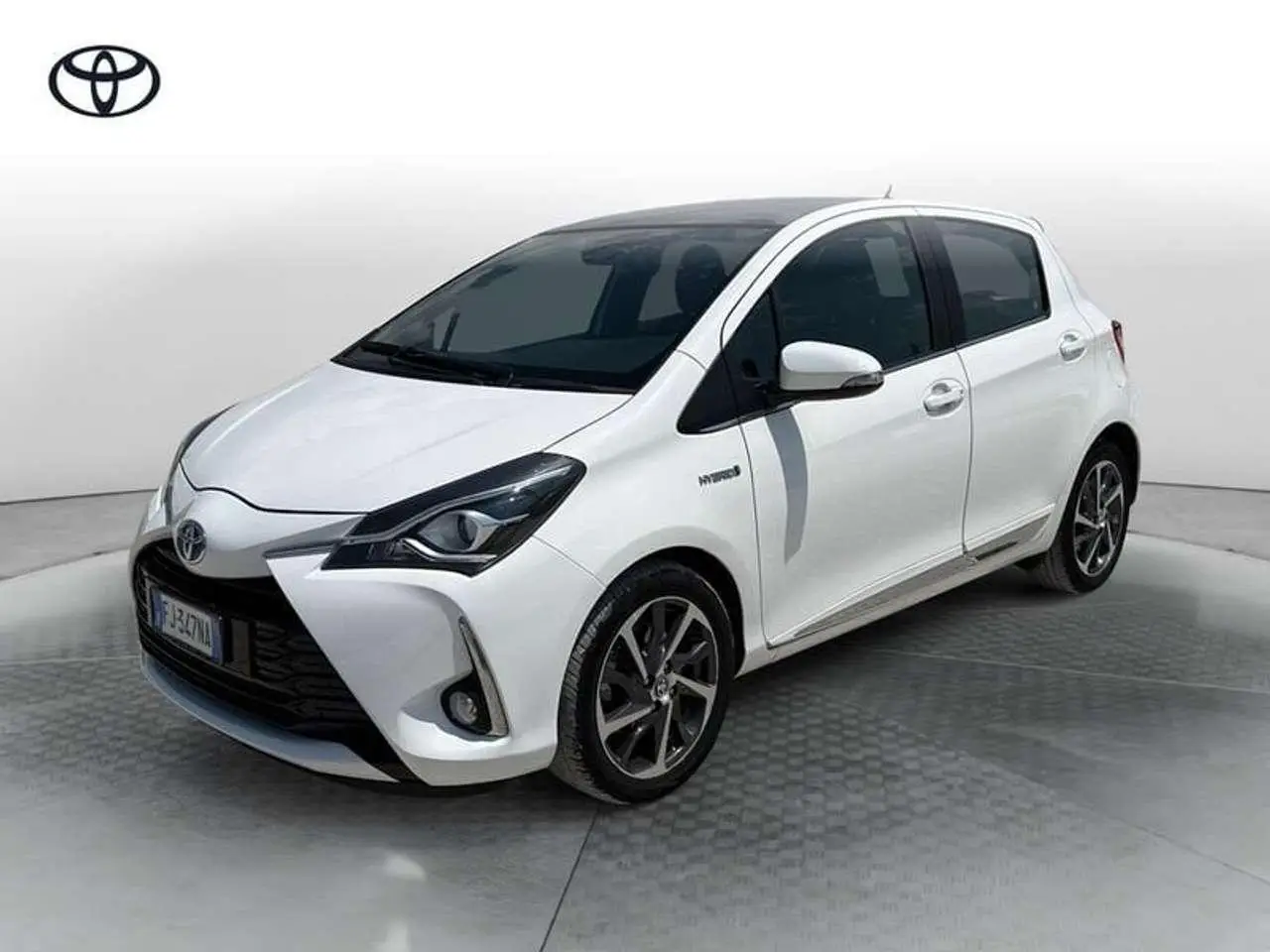 Photo 1 : Toyota Yaris 2017 Hybride