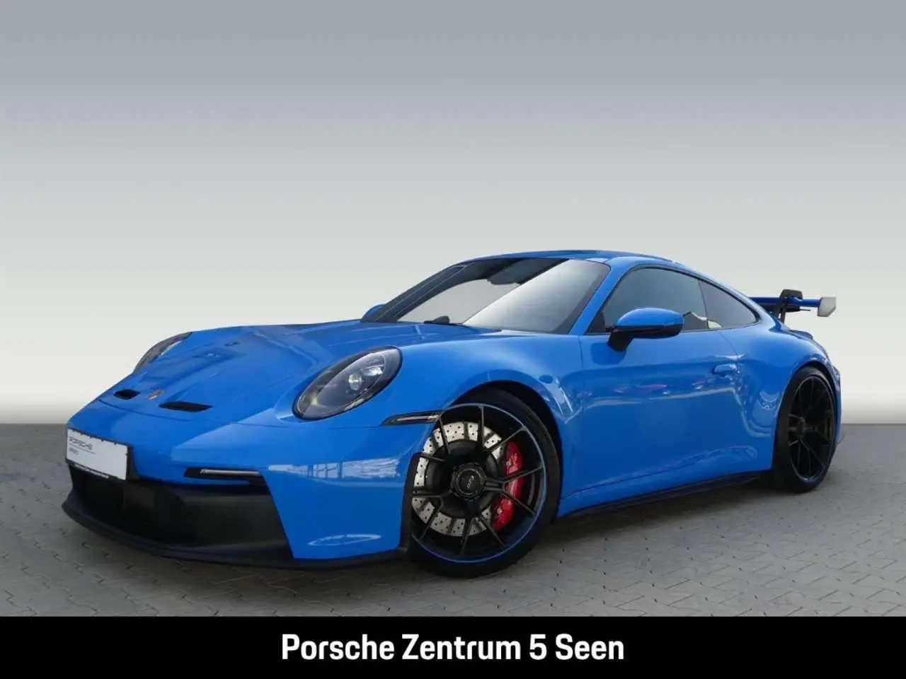 Photo 1 : Porsche 992 2021 Essence