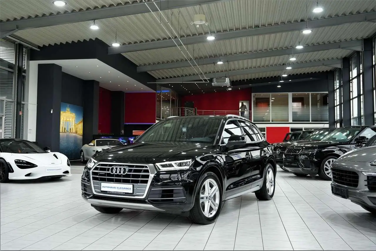 Photo 1 : Audi Q5 2019 Diesel