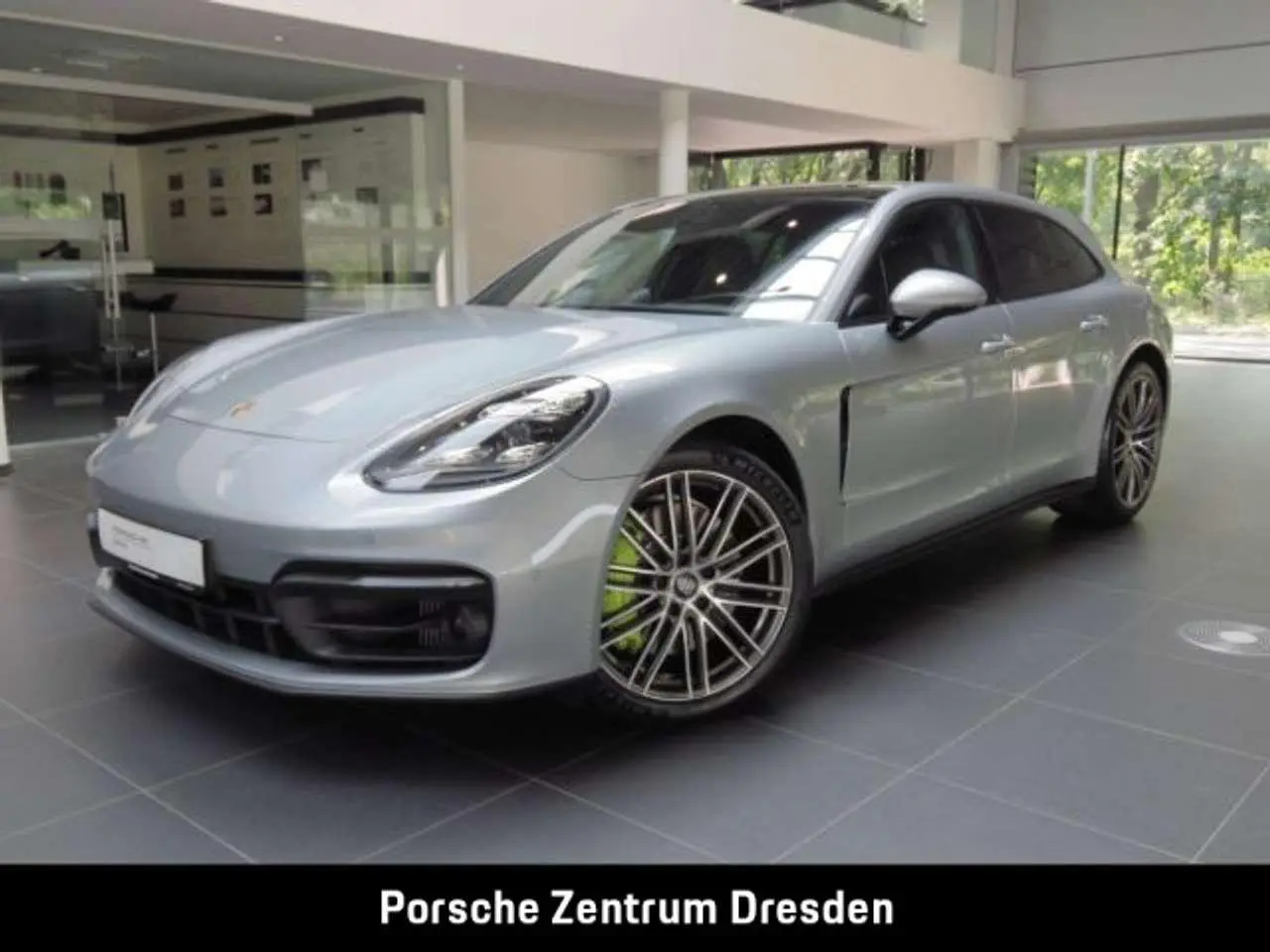 Photo 1 : Porsche Panamera 2022 Hybrid