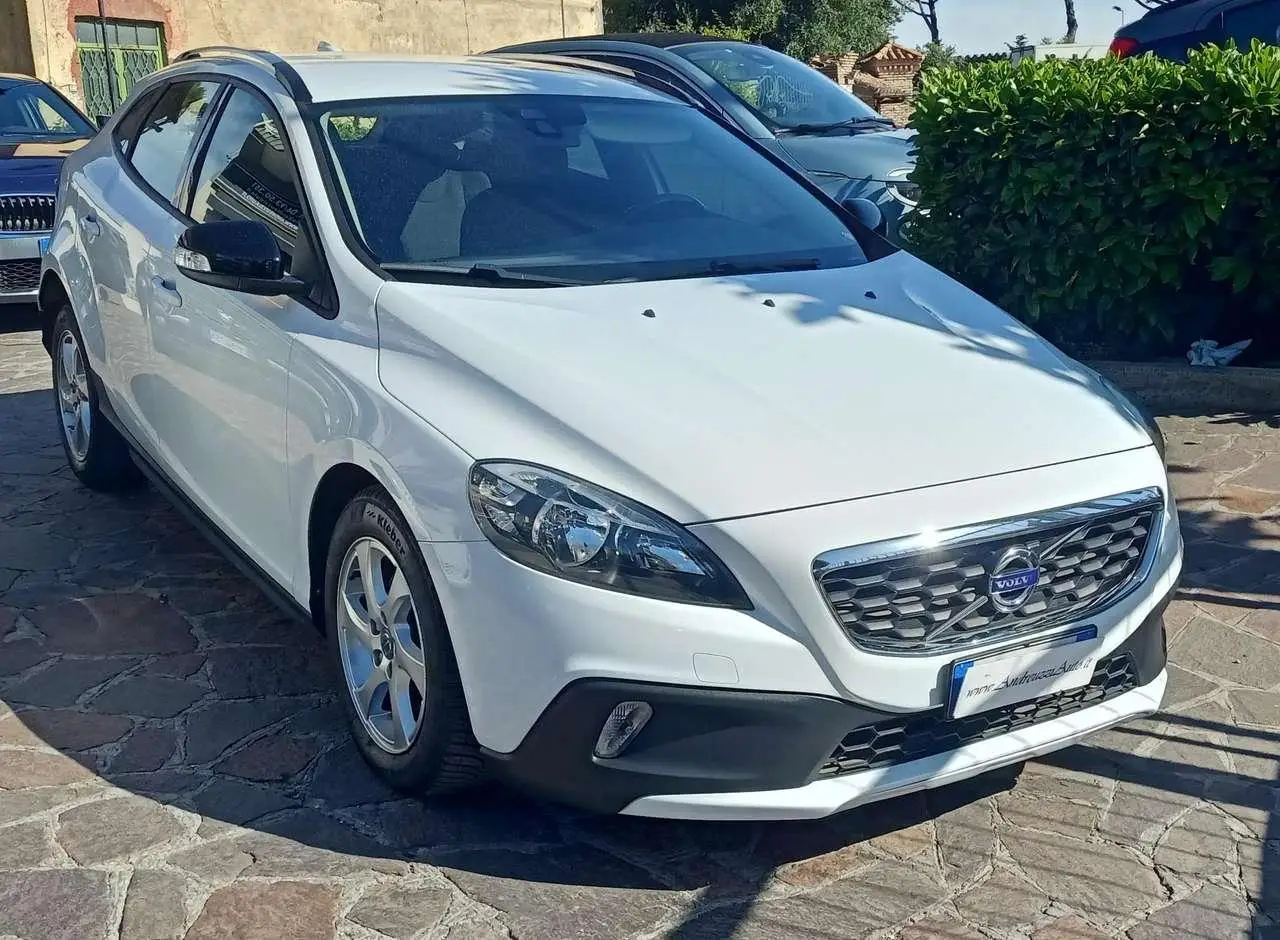 Photo 1 : Volvo V40 2014 Diesel