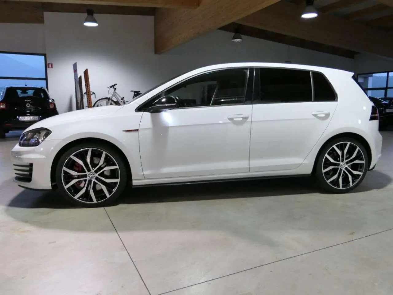 Photo 1 : Volkswagen Golf 2015 Petrol