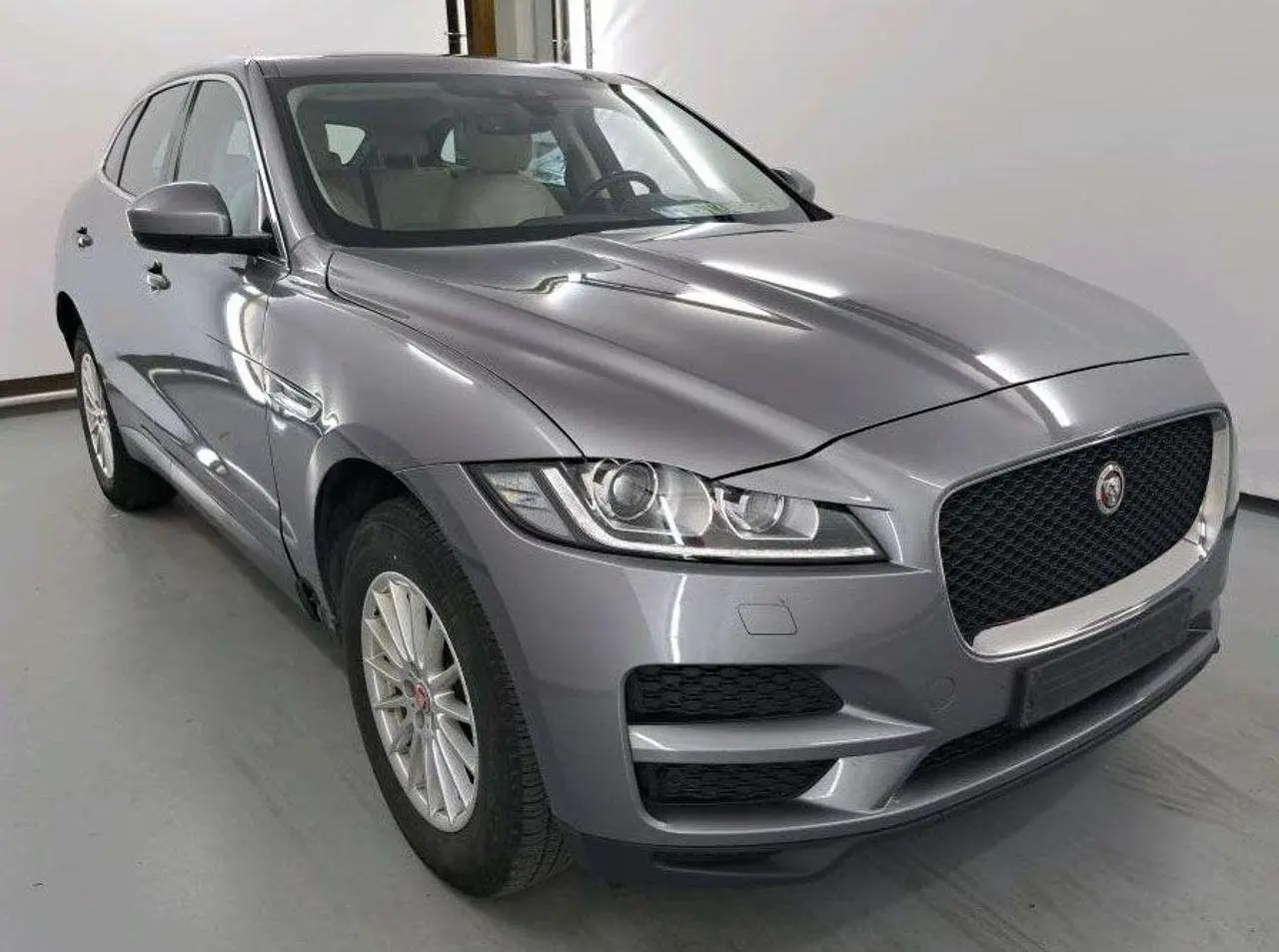 Photo 1 : Jaguar F-pace 2020 Diesel