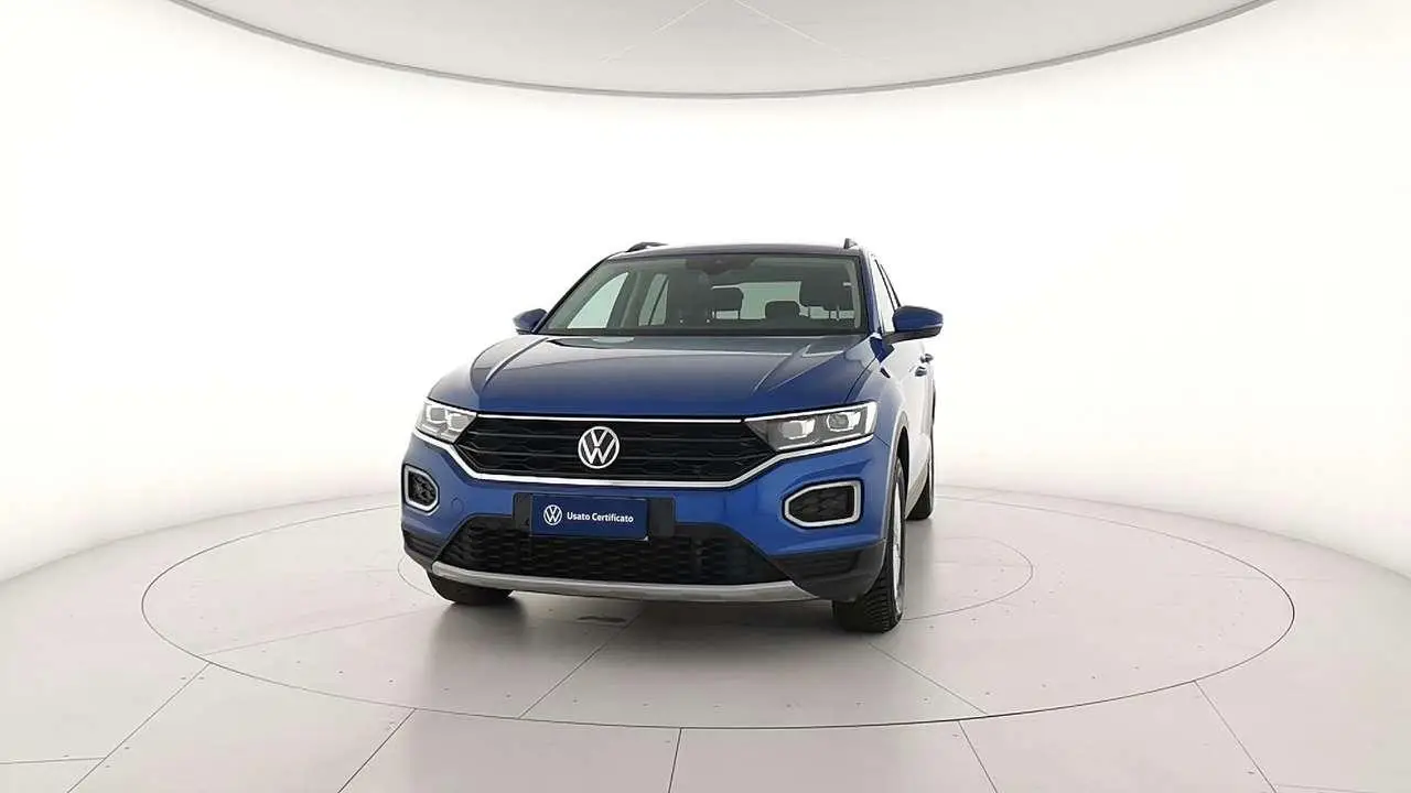 Photo 1 : Volkswagen T-roc 2021 Essence