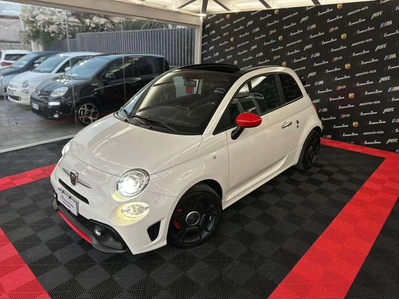 Photo 1 : Abarth 595 2018 Essence