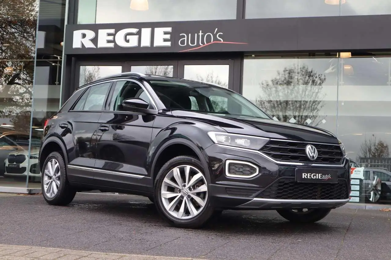 Photo 1 : Volkswagen T-roc 2019 Essence