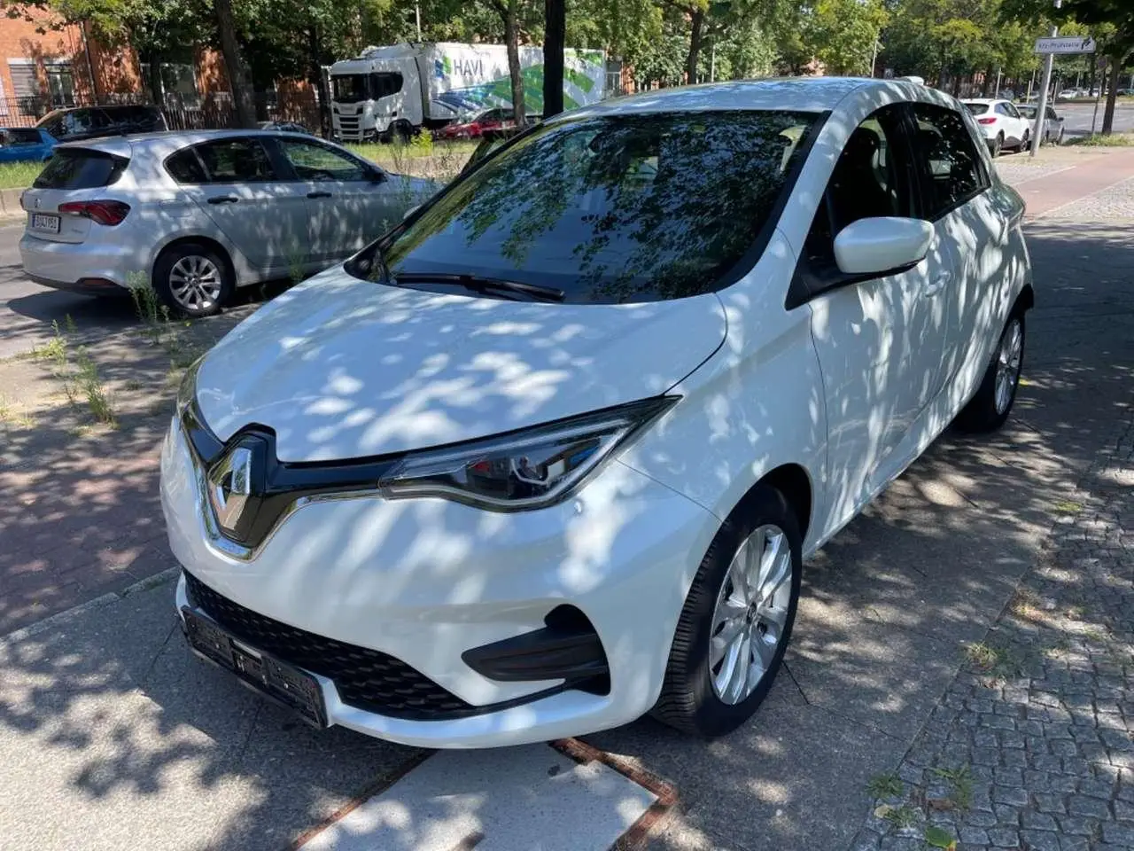 Photo 1 : Renault Zoe 2021 Électrique