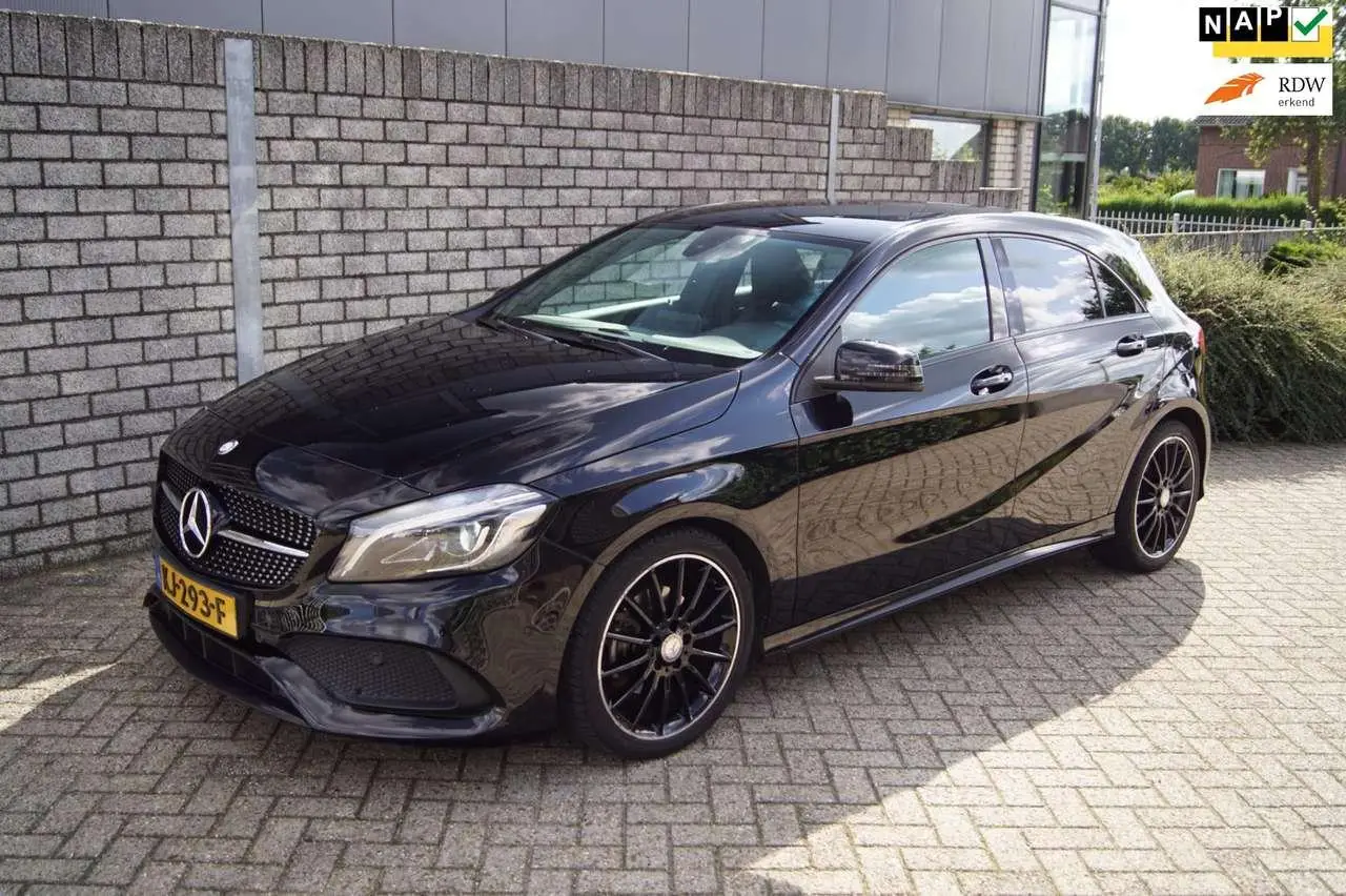 Photo 1 : Mercedes-benz Classe A 2016 Petrol