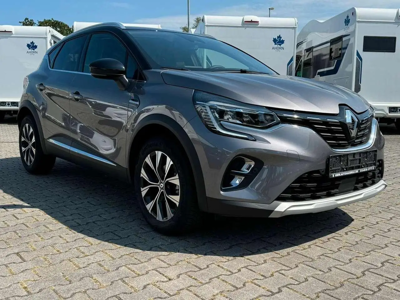 Photo 1 : Renault Captur 2023 Petrol