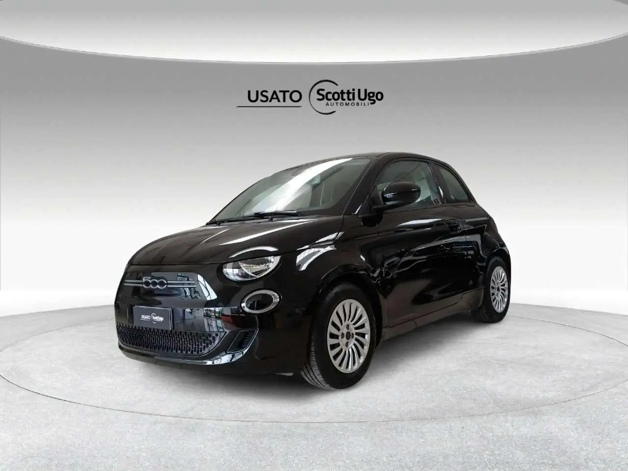 Photo 1 : Fiat 500 2022 Électrique