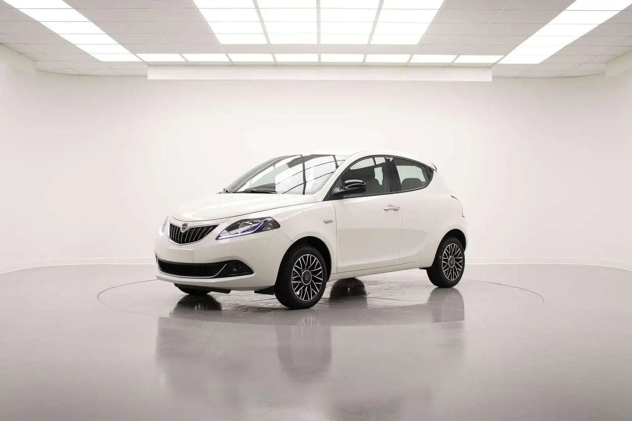 Photo 1 : Lancia Ypsilon 2024 Hybride