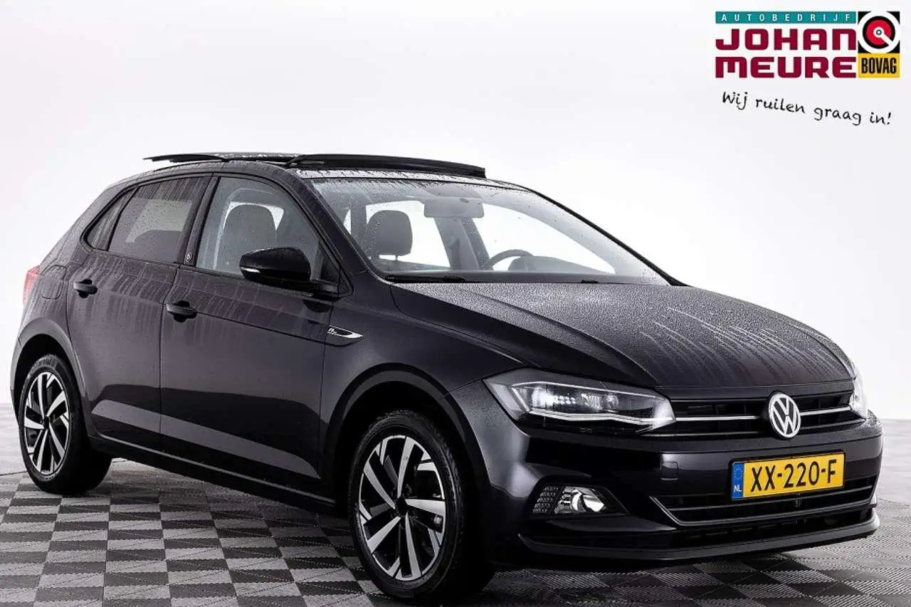 Photo 1 : Volkswagen Polo 2019 Petrol