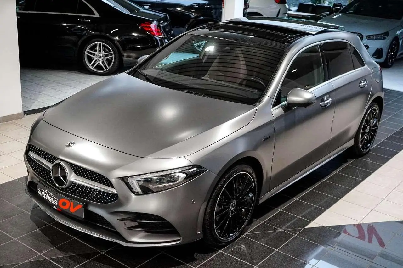 Photo 1 : Mercedes-benz Classe A 2020 Hybrid