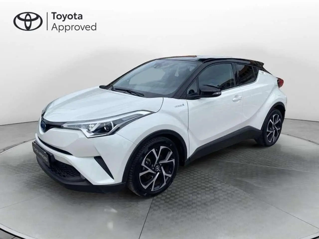 Photo 1 : Toyota C-hr 2017 Hybride