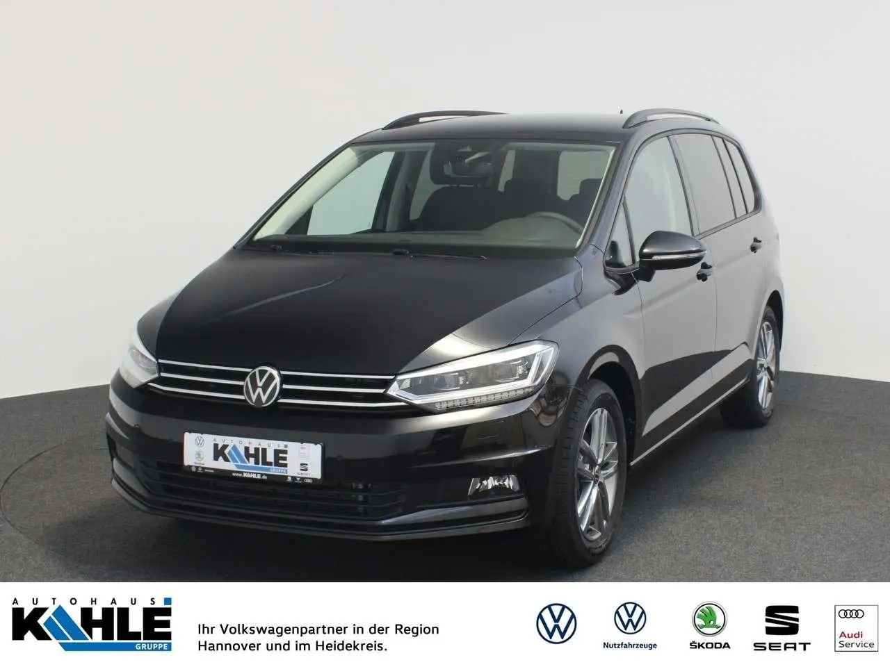 Photo 1 : Volkswagen Touran 2024 Petrol