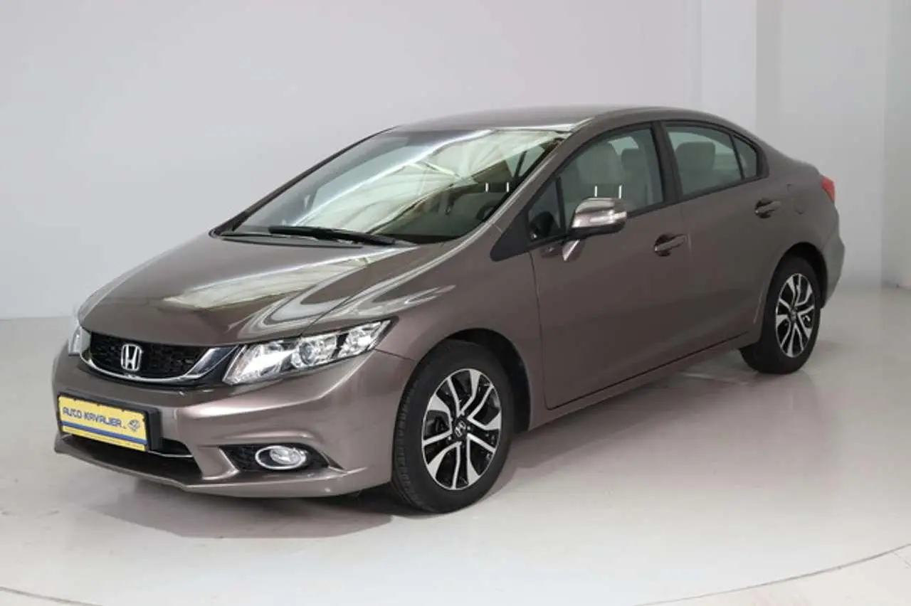 Photo 1 : Honda Civic 2016 Petrol