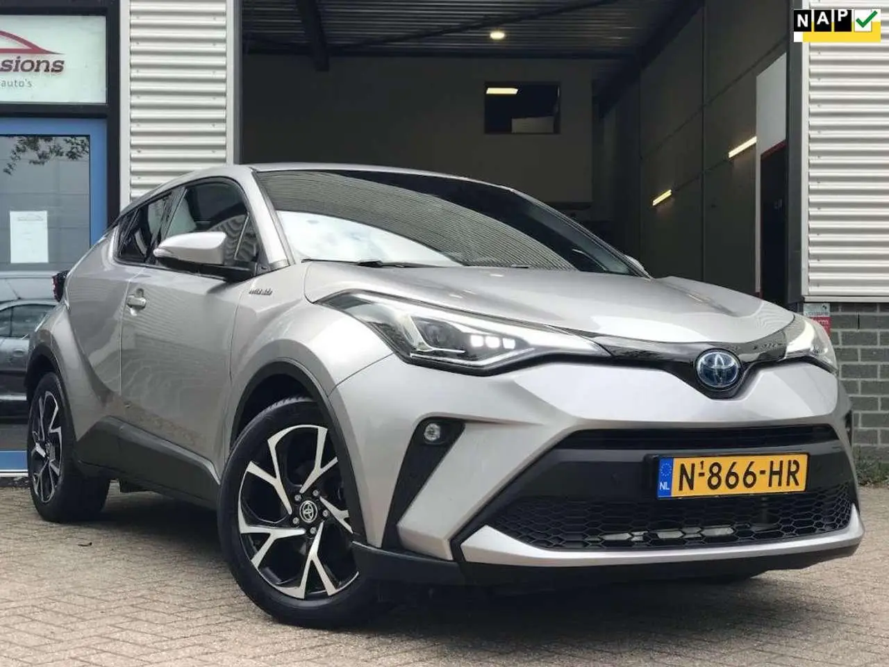 Photo 1 : Toyota C-hr 2021 Hybride