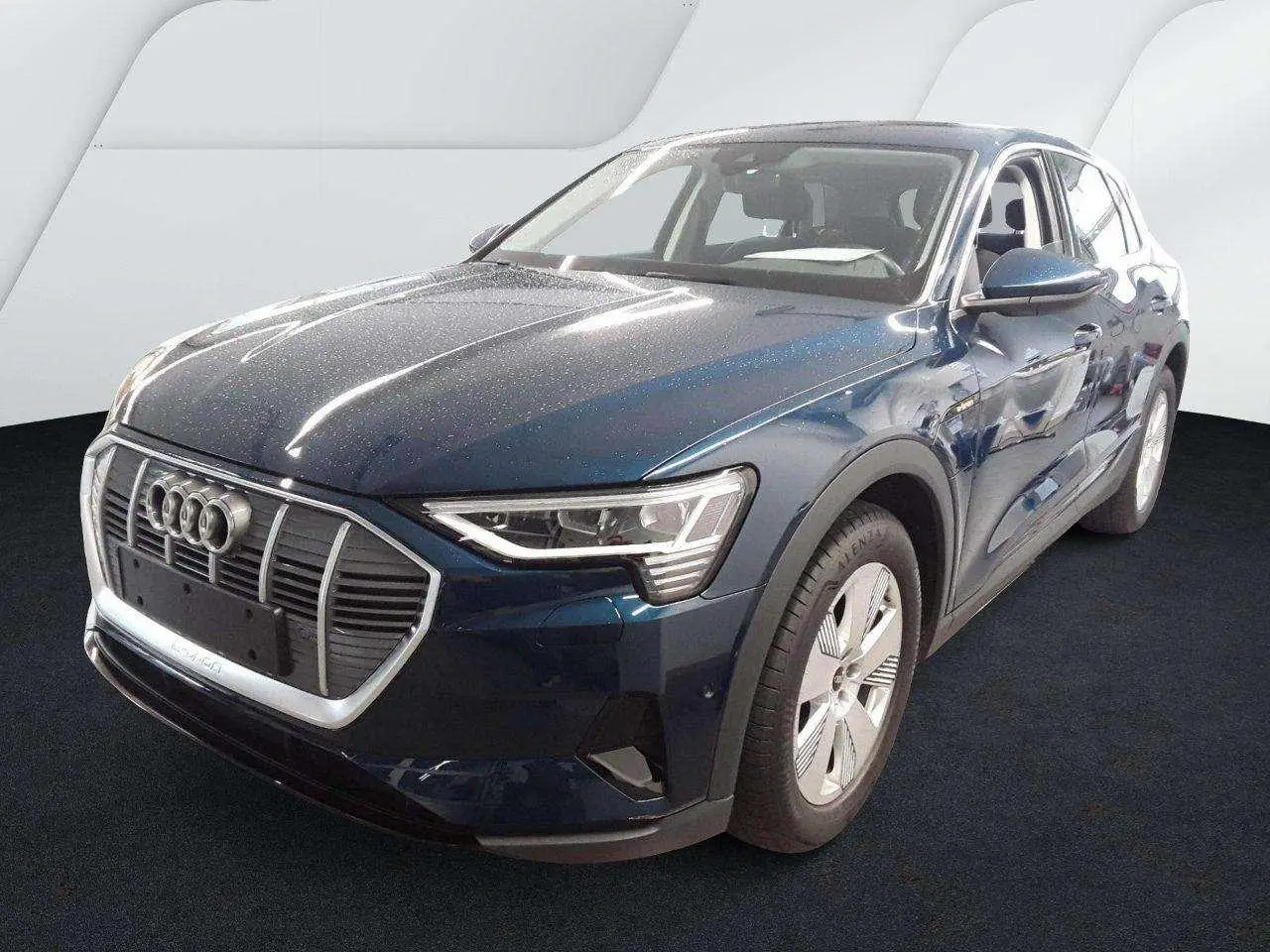 Photo 1 : Audi E-tron 2022 Électrique