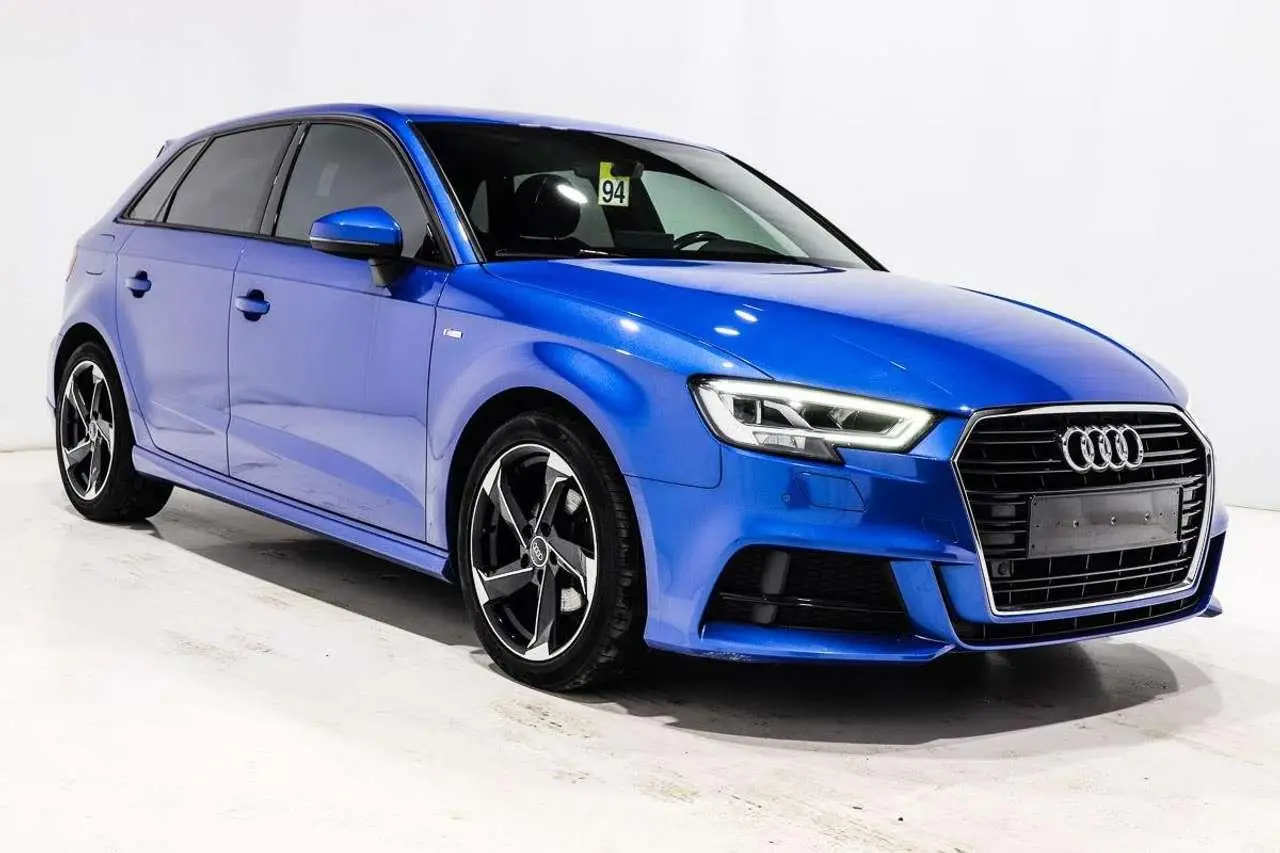 Photo 1 : Audi A3 2019 Diesel