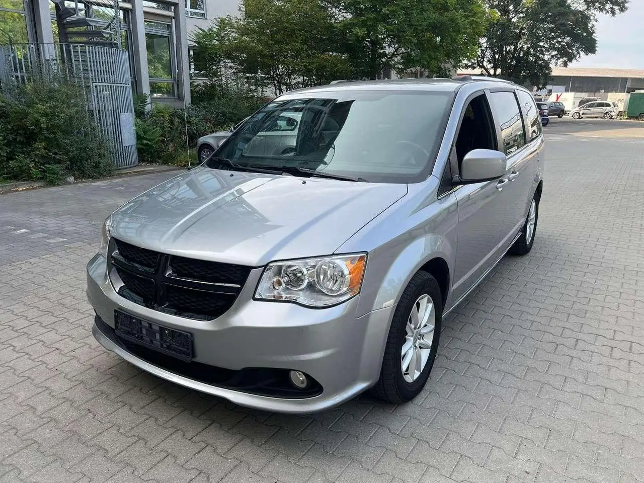 Photo 1 : Dodge Grand Caravan 2020 Petrol