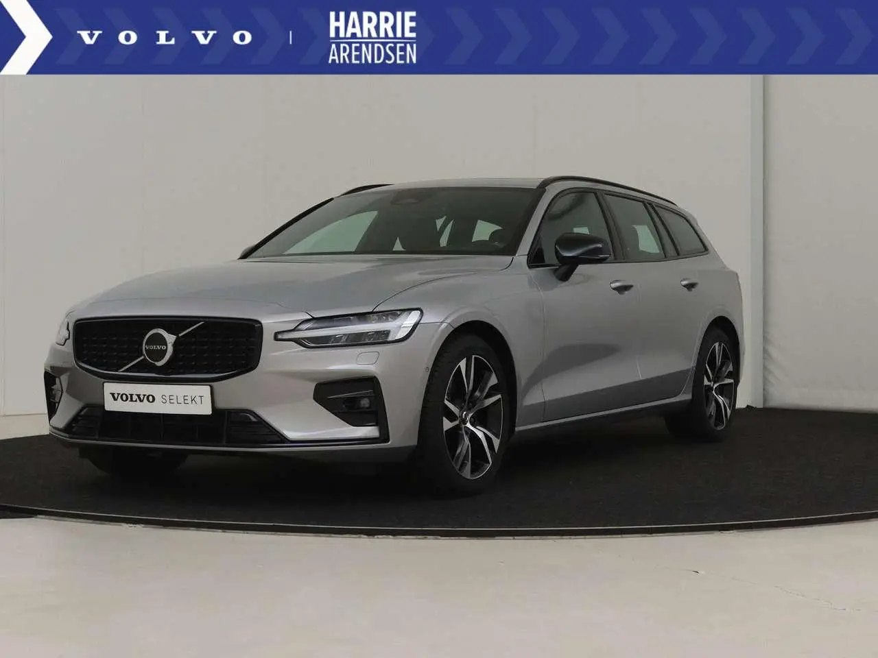 Photo 1 : Volvo V60 2023 Hybrid