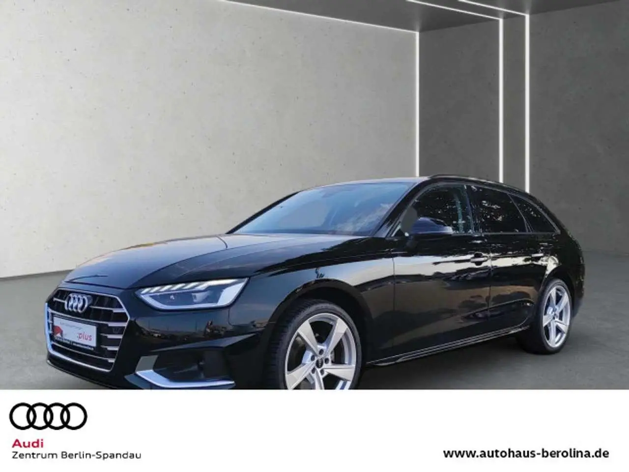 Photo 1 : Audi A4 2023 Petrol