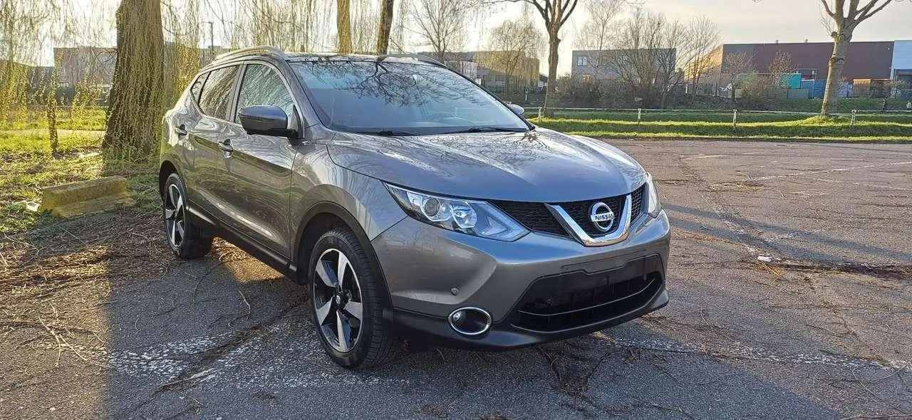 Photo 1 : Nissan Qashqai 2016 Petrol