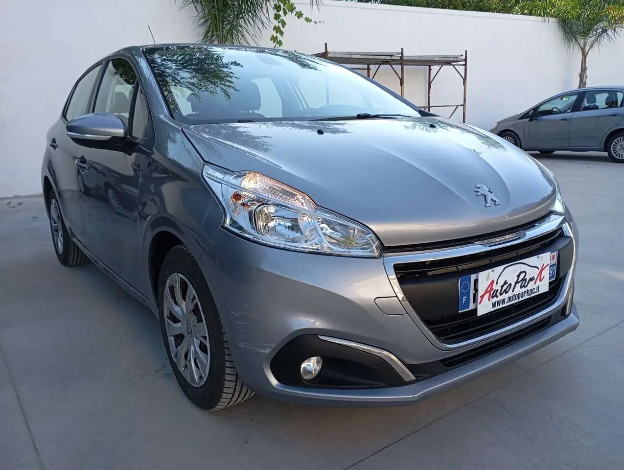 Photo 1 : Peugeot 208 2019 Diesel