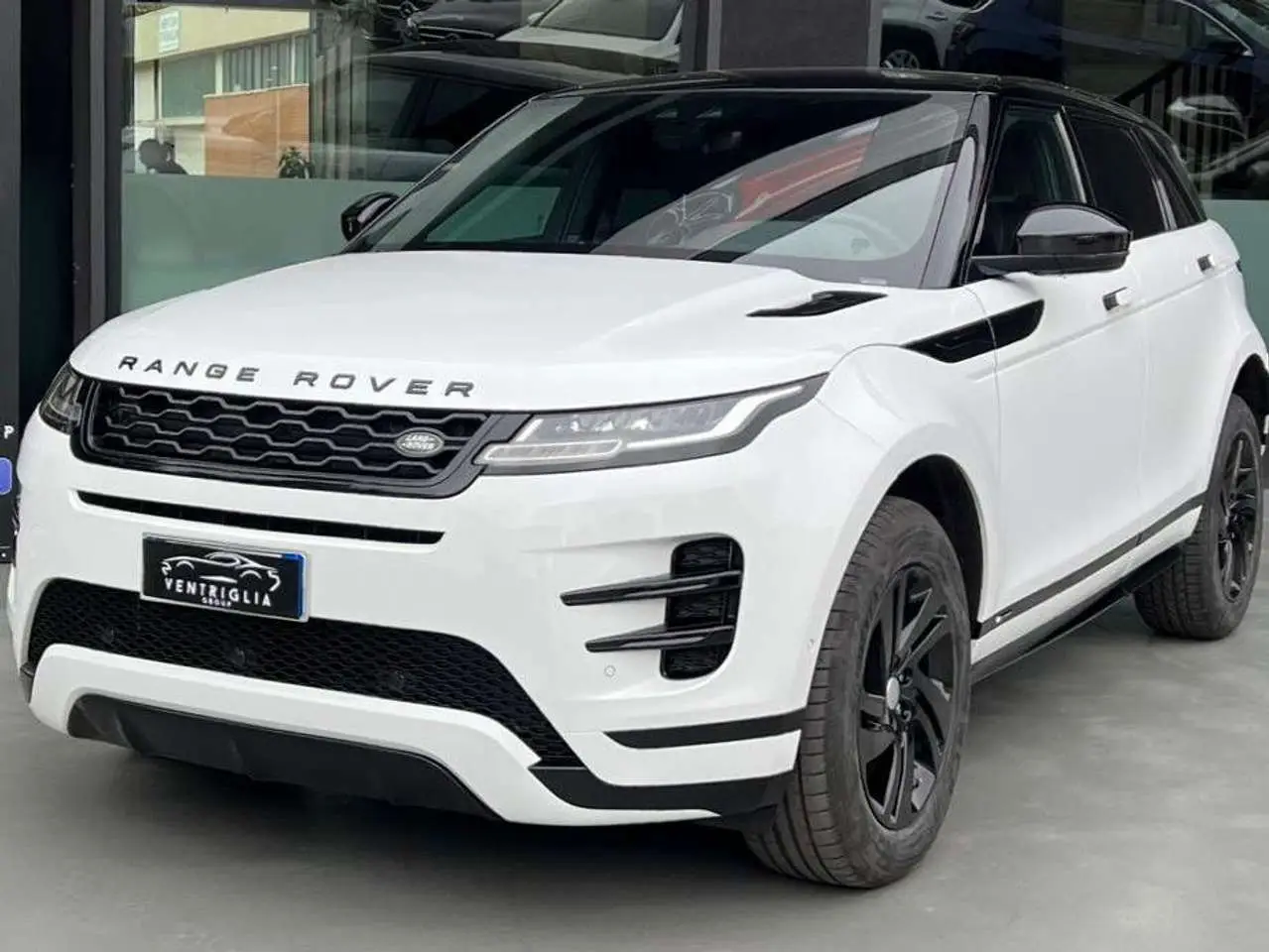 Photo 1 : Land Rover Range Rover Evoque 2019 Hybride