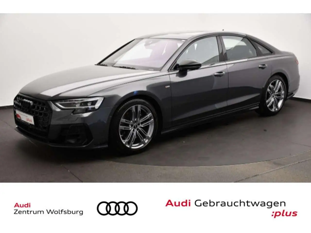 Photo 1 : Audi A8 2022 Petrol