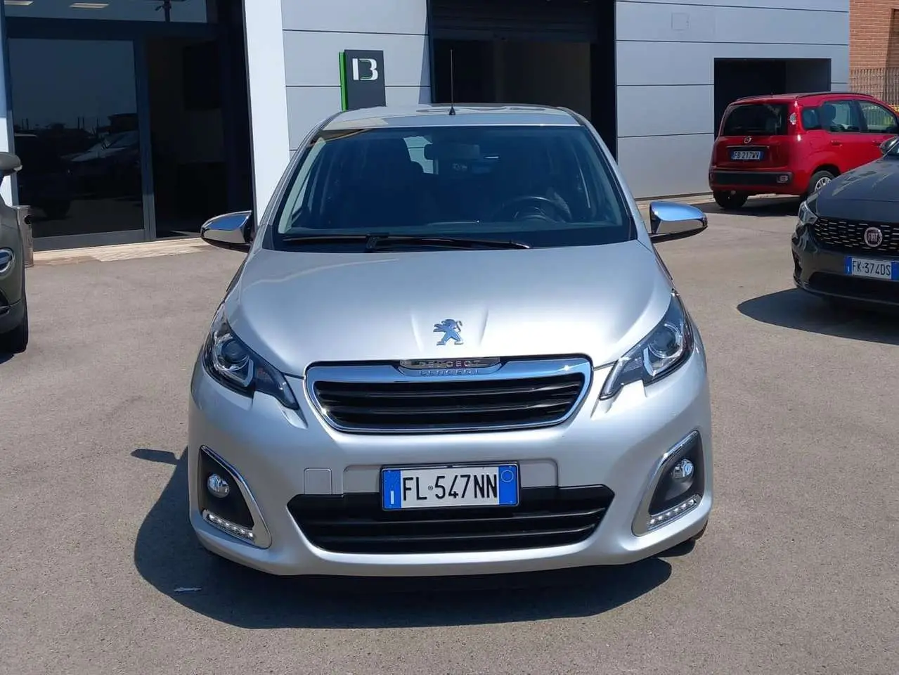 Photo 1 : Peugeot 108 2017 Essence