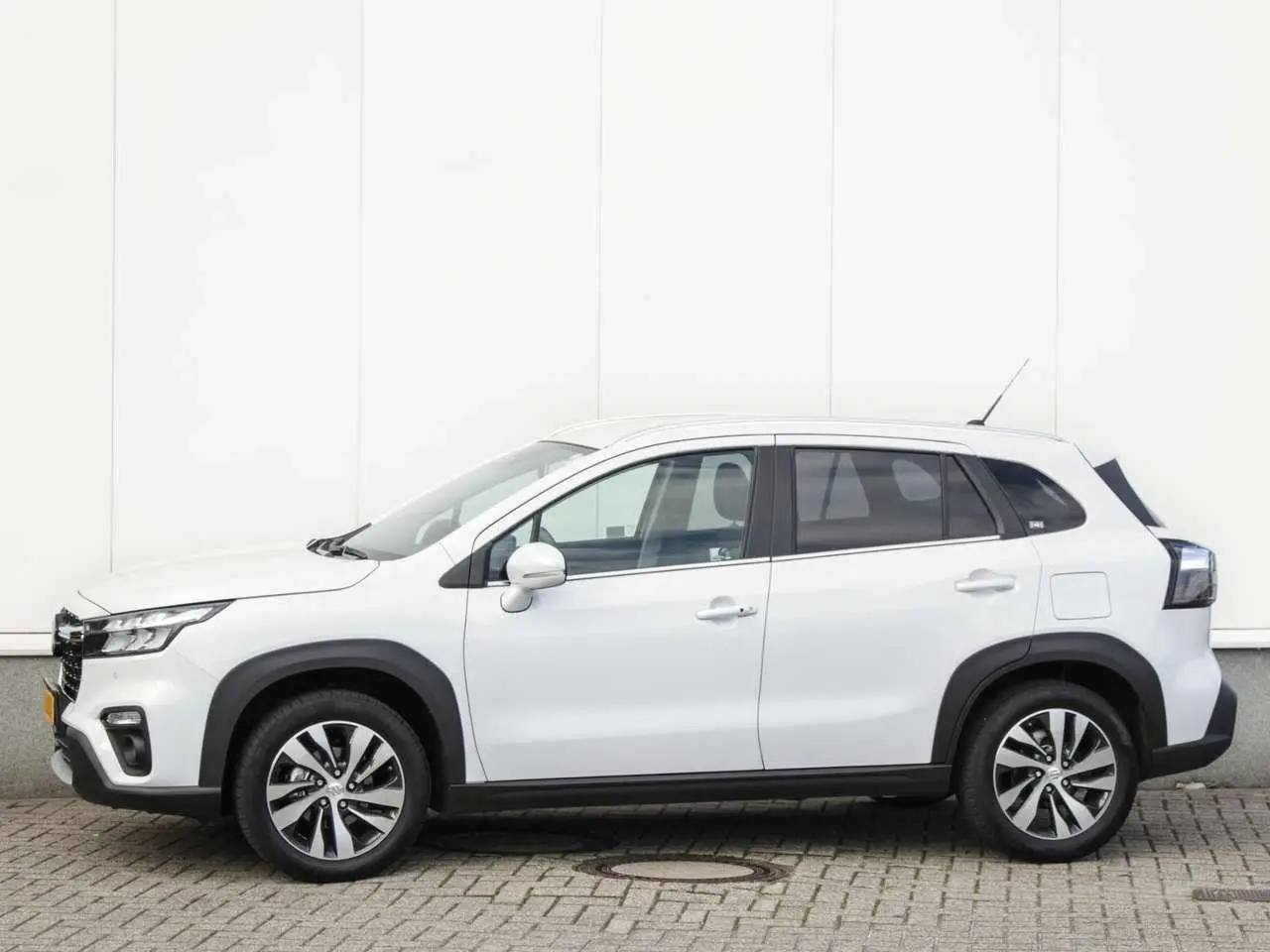 Photo 1 : Suzuki S-cross 2021 Essence