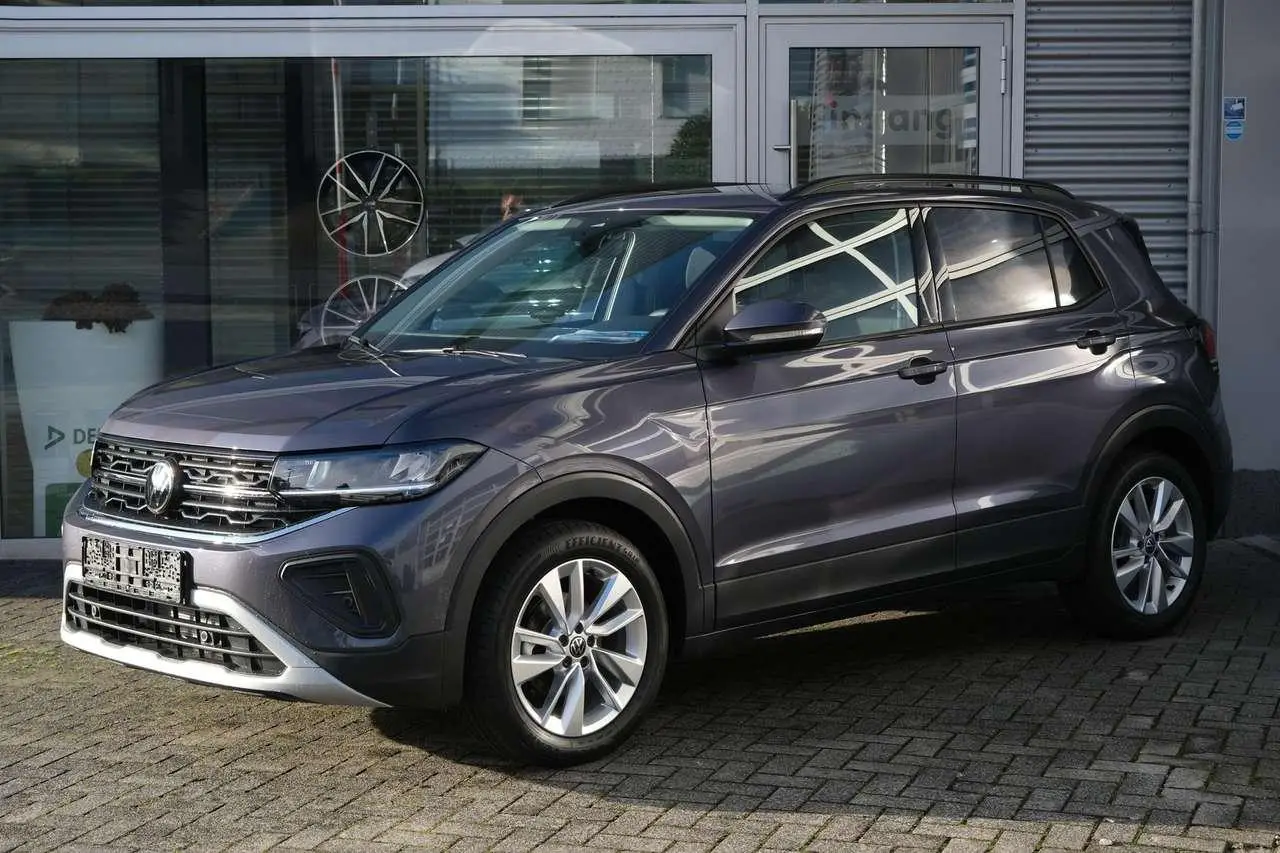 Photo 1 : Volkswagen T-cross 2024 Essence