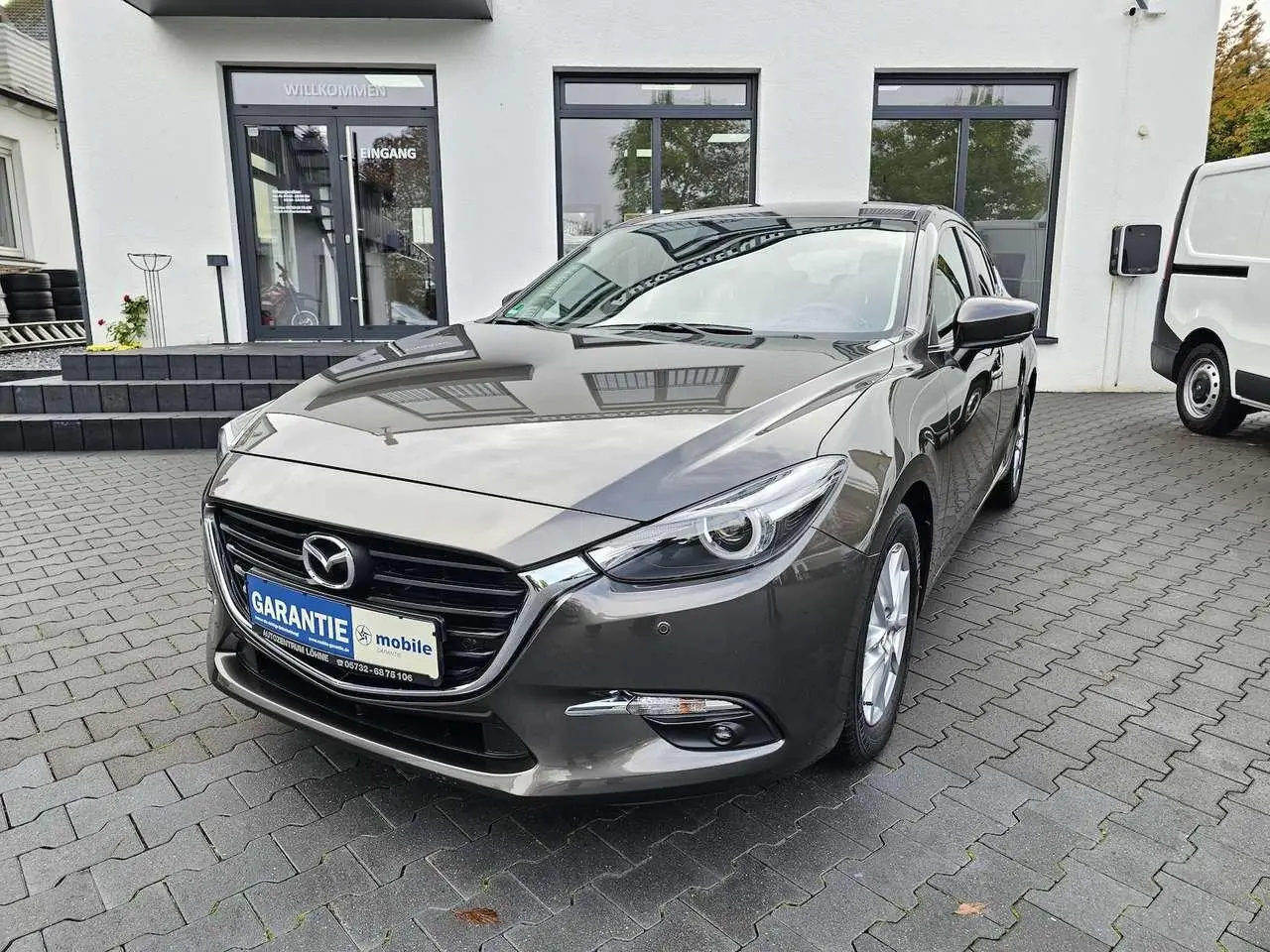 Photo 1 : Mazda 3 2017 Petrol