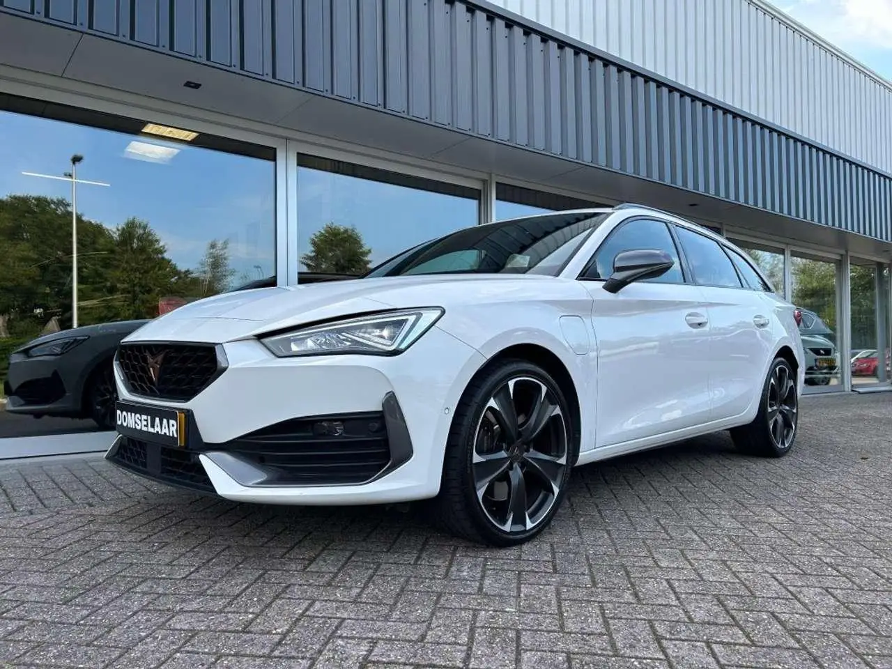 Photo 1 : Cupra Leon 2021 Hybrid