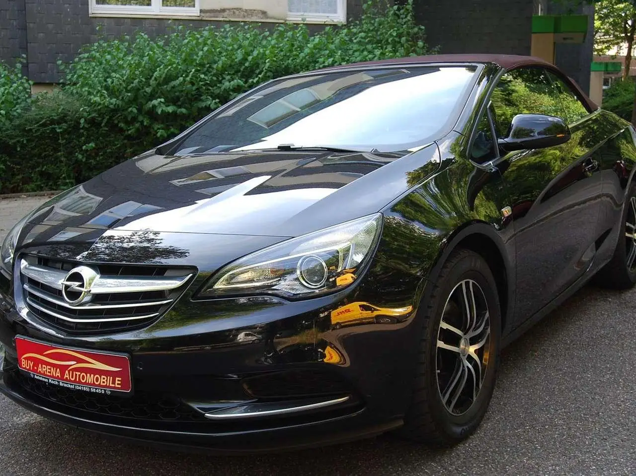 Photo 1 : Opel Cascada 2017 Essence