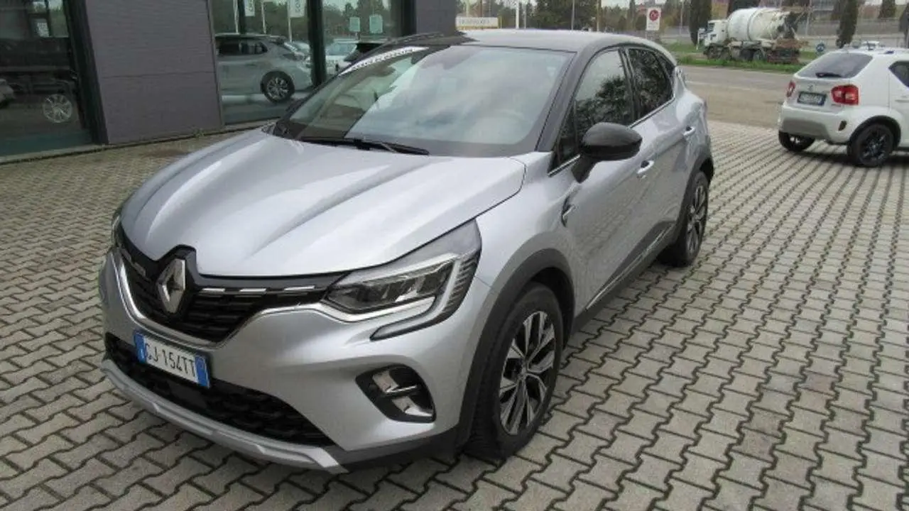 Photo 1 : Renault Captur 2022 LPG