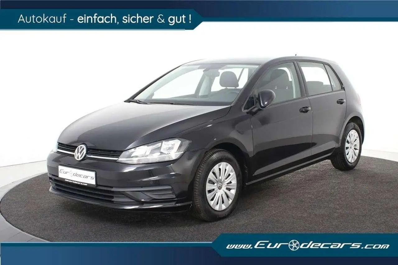 Photo 1 : Volkswagen Golf 2019 Essence