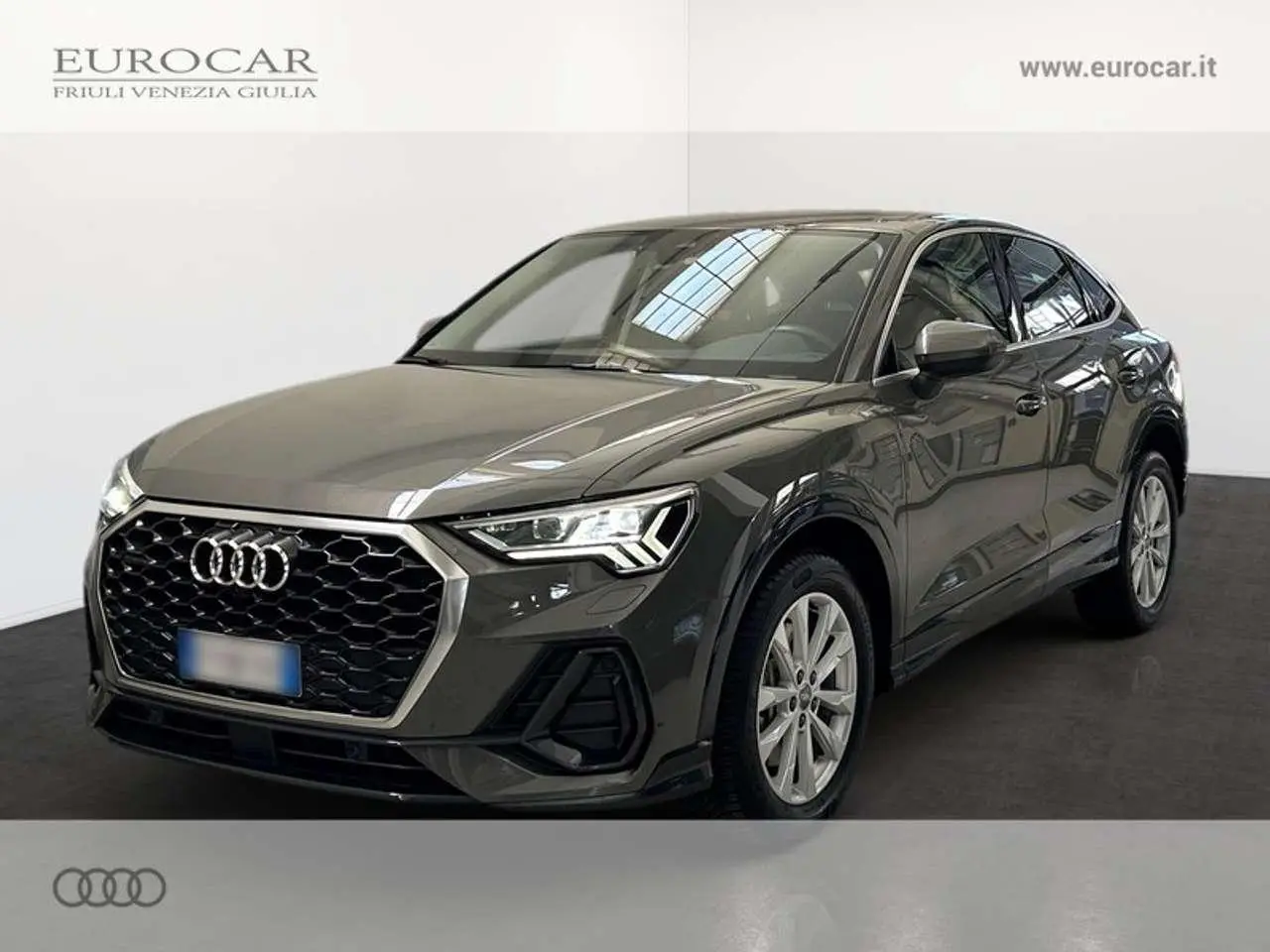 Photo 1 : Audi Q3 2020 Essence